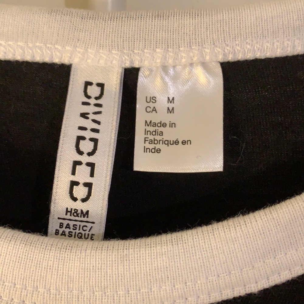H&M black basic top. - Picture 2 of 4